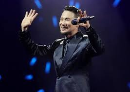 Jacky wore a white prince charming outfit and performed a tap dance in his opening act. Why Doesn T Jacky Cheung Eat Spicy Food Entertainment News Asiaone