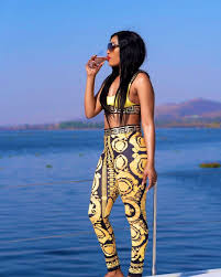 The qwabe twins thanked him for mentoring and encouraging them to work hard. Dj Tira S Wife Gugu Khathi Talks About Influencers Lifestyle News365 Co Za