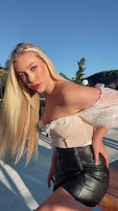 Os vídeos de Kym Monteiro (@kymmonteiro) com É Que Se Senta Demais