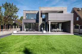 Einfamilienhaus Mit Viel Raum Und Luft Nach Oben Bauhausstil Haus Einfamilienhaus Cube Haus