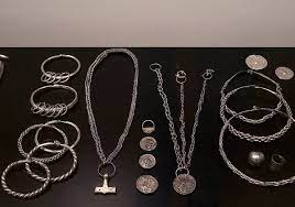 It's not a particularly difficult technique but it is labor intensive. Viking Age Silver Jewellery Norse Jewelry Ancient Jewelry Viking Jewelry