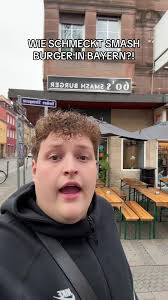 Erfahre, wie Smash Burger in Bayern schmecken!