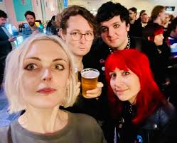 Desperate Journalist