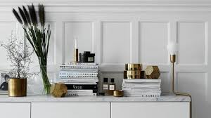 Black and white bedroom interior design ideas. 30 Monochrome With Gold Accents Home Decor Ideas Ninetyfourdesigns