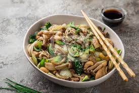 Grzyby shimeji z warzywami i ryżem. Naklejka Makaron Z Kurczakiem Grzybami Shimeji I Bok Choy Na Wymiar Asian Czarny Bok Choy Redro Pl