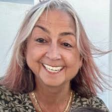 Ellen Patterson (@EllenMPatterson)