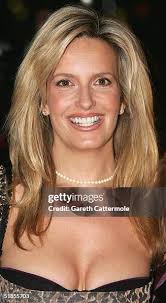 24 Photos & High Res Pictures