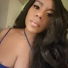 كاردي بي توضح الأمر: إنها تقف في حقيقتها عندما يتعلق الأمر بعائلتها. رد  مغني الراب المولود في برونكس بعد أن شككت كريسل ويست، المشاركة في مضيف  البودكاست الشهير ذا ريد، في قرارها