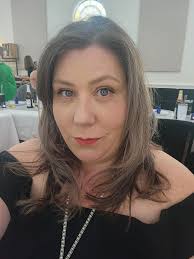 Please give me realistic hair 😋