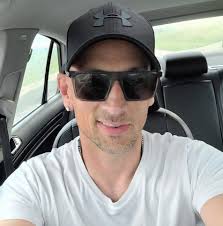 Me When When there are 2+ bots or bugs