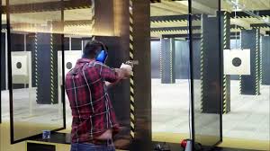 Aici veți găsi o gamă largă de arme și calibre, pentru închiriere și pentru vânzare, care satisfac cele mai exigente gusturi atât pentru amatori, cât și. Vrei SÄƒ Tragi Cu Arma Am Tras Cu Glock È™i Revolver Colt La Poligonul Tactical Shooting Range Nwradu Blog