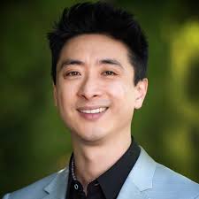 Kevin Loucks's Instagram, Twitter & Facebook