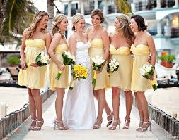 Yelow And White Bridal Bouquets With White Flowers And White Wedding Dress With Ye Yellow Bridesmaids Beach Bridesmaid Dresses Wedding Bridesmaid Dresses