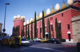 The dali theatre museum was created by salvador dalí himself in his home town. Dali Theatre And Museum Wikipedia