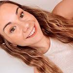 Julianne Bray's Instagram, Twitter & Facebook