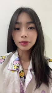 Daisy Duck Satin Pajamas