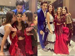 Exes Karan Kundra And Kritika Kamra S Bff Moment At Their Friend S Wedding Times Of India Adding fuel to the fire, the duo was spotted bringing in the new year together in thailand. exes karan kundra and kritika kamra s