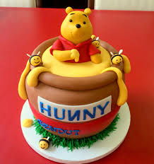 Winnie The Pooh Honey Pot Cake By Cake Couture Cake Couture Fondant Winnie The Pooh Cake Winnie The Pooh Honey Disney Birthday Cakes