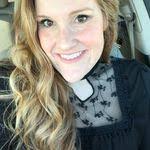 Heidi Farnsworth's Instagram, Twitter & Facebook