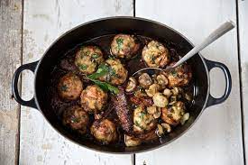 ziiikocht bierfleisch mit semmelknodel oder die geschichte vom gosauer kuaschas semmelknodel kochrezepte lebensmittel essen