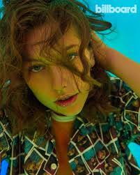 Amelia Halverson's Instagram, Twitter & Facebook