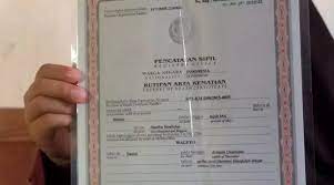 Syarat ini berupa surat keterangan dari instansi pemerintag yang memiliki kewenangan dalam hal tersebut, seperti halnya kepala desa, luahataupun pejabat setingkat. Infopublik Kemendagri Permudah Penerbitan Akta Kematian Korban Jt 610