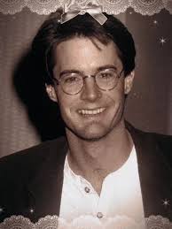Kyle MacLachlan in the 90s: A Nostalgic Tribute