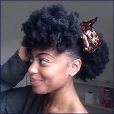 Fetes De Fin D Annee Idees De Coiffure Pour Cheveux Afro Cheveux Afro Coiffure Cheveux Naturels Idees De Coiffures