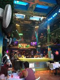 Feel the high voltage power while you are surprised with acrobats flying across the room and exciting tributes to the great figures. Bongos Picture Of Bongos Cuban Cafe Miami Beach Tripadvisor