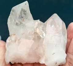 Clear Quartz The Master Healer Stone It Is An Excellent All Purpose Crystal Healer Stone Quartz S A Power Stone It Has Crystal Healer Crystals Power Stone