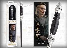 Narcissa malfoy) (урождённая блэк (англ. Harry Potter Wand With Bookmark Narcissa Malfoy