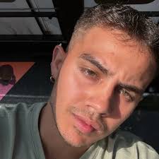 LIVE si MI$HA (@mishadinero)