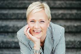 Angela Santiago's Instagram, Twitter & Facebook