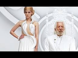 Der krieg in panem spitzt sich immer weiter zu. Die Tribute Von Panem Mockingjay Teil 1 Trailer 2 Hd Youtube