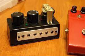 Build A Power Supply For Your Guitar Pedals Guitar Pedals Diy Guitar Pedal Effects Pedals