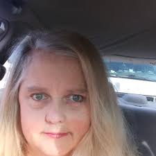 Are there casino buses from Quincy to Foxwoods or Mohegan?