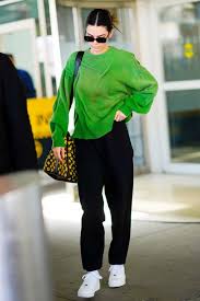 Kylie jenner is a reality tv star, beauty mogul and fashion influencer. Kylie And Kendall Style Kendall Jenner S Best Outfits