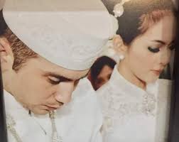 Richa novisha menikah dengan gary iskak pada tahun 2009 lalu. Cerita Cinta Richa Novisha Gary Iskak News Entertainment Fimela Com