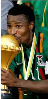 TBT For those new in chess circles... IN 2012 Daniel Jere won the sports  man of the year Zambia award he had to beat heavy weights such as  Christopher Katongo Zambia National