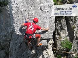 Kletter ist eine flektierte form von klettern. Kletter Grundkurse Alpinschule Alpenverein Gebirgsverein