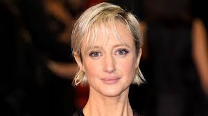 Andrea Riseborough To Star In Michael Morris' Real-Life-Inspired Drama 'To  Leslie'