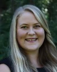 Kendra Straub's Instagram, Twitter & Facebook