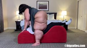 Ssbbw eve squash