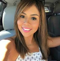 70+ perfiles de «Erendira Flores»