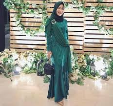 Sedangkan kesan lebih feminim bisa kalian gunakan beberapa. Pin Di Model Baju Gamis Modern Terbaru