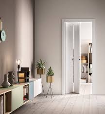 Ferrerolegno realizza porte interne in legno, cristallo, laminato, laccate. Porta Da Interno Indue Ferrerolegno In Legno A Libro Senza Vetri