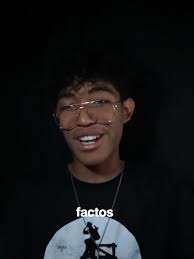 Video De Tres Hombres Vestidas De Bikinis Azul