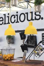 Black And White Cafe Ideas C7c49d6e8e3e6a2e5f1e00234a8b2be9 Yellow Coffee Shop White Cafe Yellow Restaurant