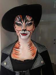 Ausgewählte artikel zu 'märchen für erwachsene' jetzt im großen sortiment von weltbild.de entdecken. Gestiefelter Kater Kostum Selber Machen Maskerix De Kostume Selber Machen Marchen Kostume Diy Katzenkostum