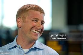 14 Photos & High Res Pictures